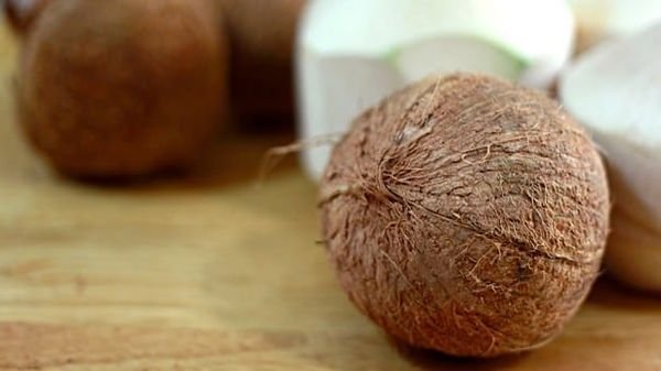 Как почистить кокос в домашних условиях ножом